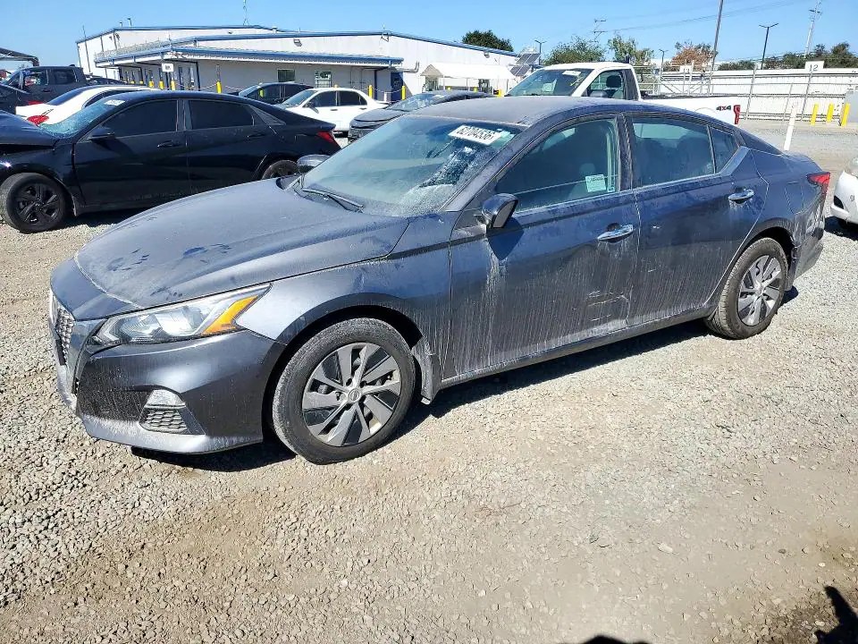 1N4BL4BW1LC278827 Nissan Altima 2020 — повреждение Передняя часть, фото до ремонта