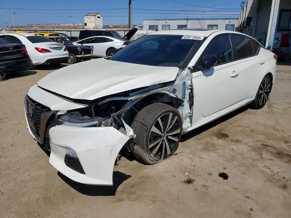 2020 Nissan Altima VIN 1N4BL4CV0LC255318 фото 1