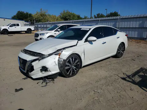 1N4AL4FV6LC144439 — 2020 Nissan Altima, Передняя часть (Front End), фото до ремонта