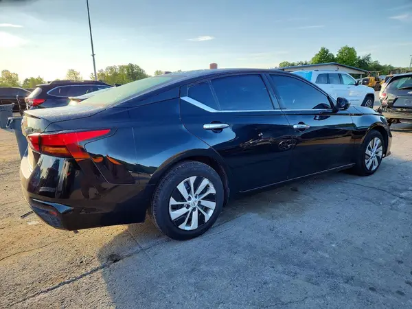 1N4BL4BV3LC237011 — 2020 Nissan Altima, фото 3 с аукциона Copart, Передняя часть
