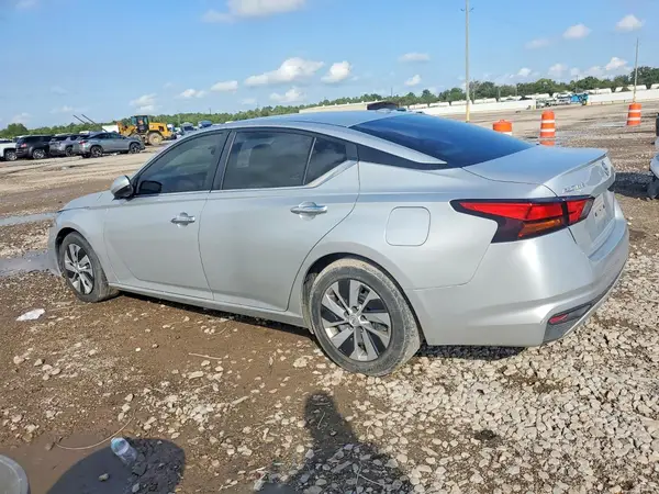 1N4BL4BV4LC123678 — 2020 Nissan Altima, фото 2 с аукциона Copart, Мелкие вмятины и царапины