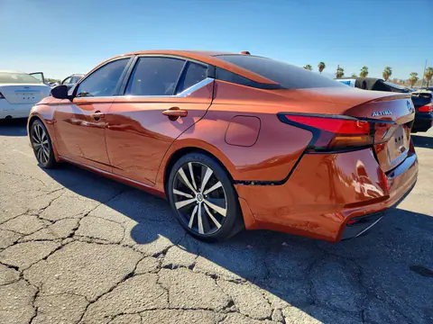 2020 Nissan Altima VIN 1N4BL4CV2LC121748 фото 2