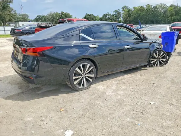 1N4BL4FVXLN304217 — 2020 Nissan Altima, фото 3 с аукциона Copart, Передняя часть