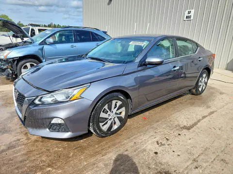 1N4BL4BV9LC248952 — 2020 Nissan Altima, Задняя часть (Rear End), фото до ремонта