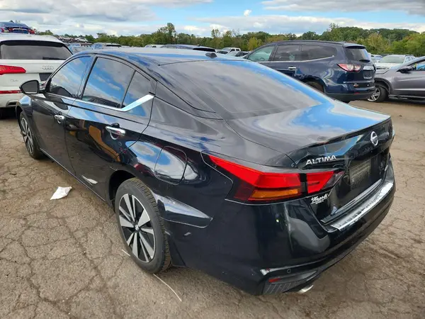1N4BL4DW4LC241588 — 2020 Nissan Altima, фото 2 с аукциона Copart, Передняя часть