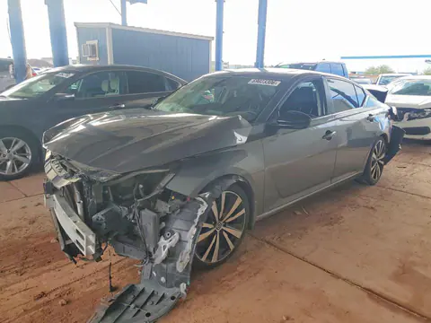 1N4BL4CV8LN318895 — 2020 Nissan Altima, Задняя часть (Rear End), фото до ремонта