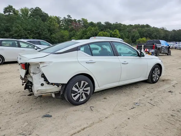 1N4BL4BVXLC194240 — 2020 Nissan Altima, фото 3 с аукциона Copart, Задняя часть