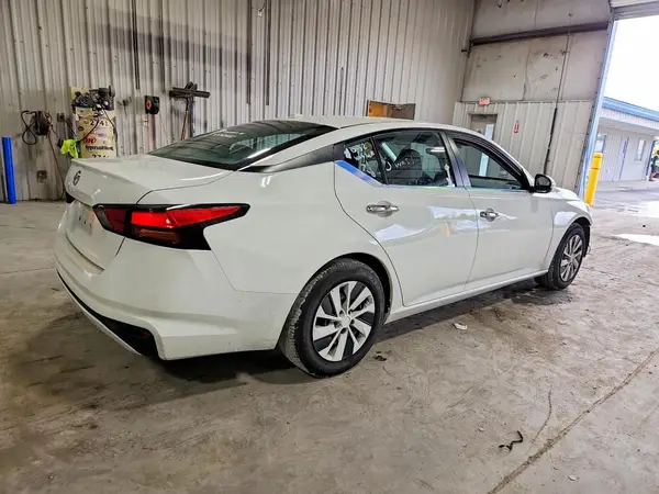 1N4BL4BV2LC211418 — 2020 Nissan Altima, фото 3 с аукциона Copart, Боковая часть