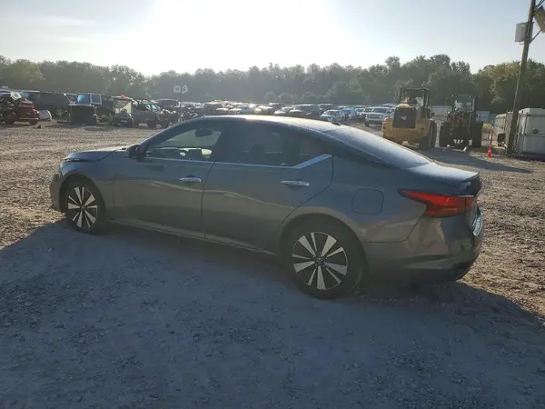 1N4BL4EV3LC132965 — 2020 Nissan Altima, фото 2 с аукциона Copart, Передняя часть