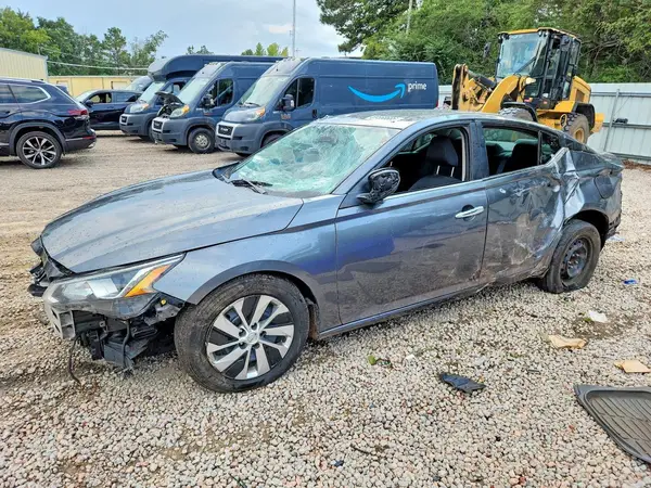 1N4BL4BV6LC144001 — 2020 Nissan Altima, Повреждения со всех сторон (All Over), фото до ремонта