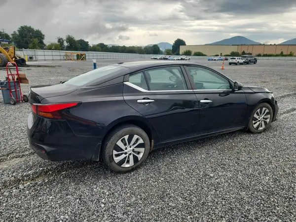1N4BL4BV7LC243815 — 2020 Nissan Altima, фото 3 с аукциона Copart, Передняя часть