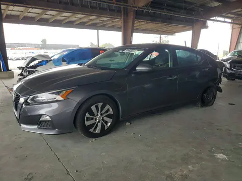 1N4BL4BV9LC216471 — 2020 Nissan Altima, Задняя часть (Rear End), фото до ремонта