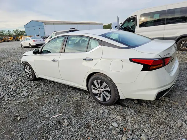 1N4BL4BV1LC245074 — 2020 Nissan Altima, фото 2 с аукциона Copart 05.10.2026, Передняя часть