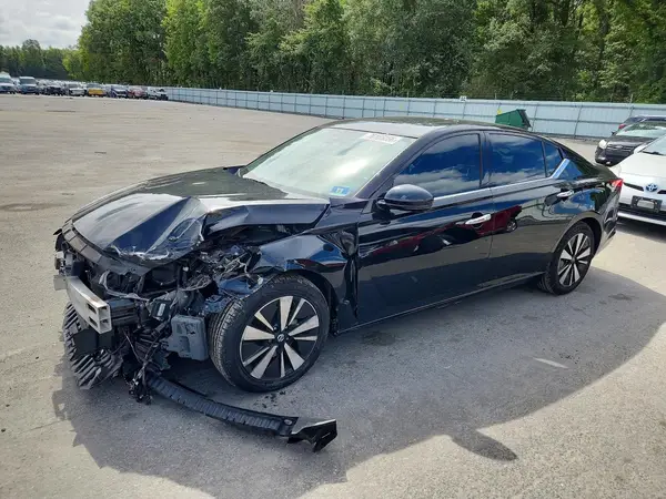 1N4BL4EV5LC127525 — 2020 Nissan Altima, Передняя часть (Front End), фото до ремонта