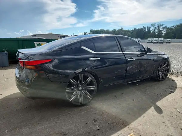 1N4BL4BV3LN317025 — 2020 Nissan Altima, фото 3 с аукциона Copart 12.10.2026, Боковая часть