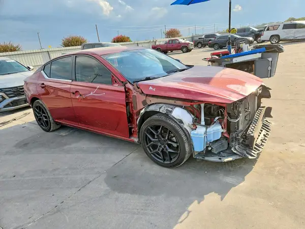 1N4BL4CV0LC242620 — 2020 Nissan Altima, фото 4 с аукциона Copart 28.09.2026, Передняя часть