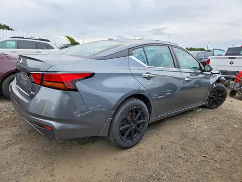 2020 Nissan Altima VIN 1N4BL4BW3LN320774 фото 3