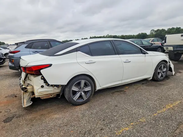 1N4BL4BV0LN319489 — 2020 Nissan Altima, фото 3 с аукциона Copart, Передняя часть