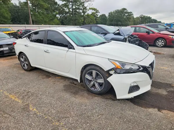 1N4BL4BV0LN319489 — 2020 Nissan Altima, фото 4 с аукциона Copart, Передняя часть