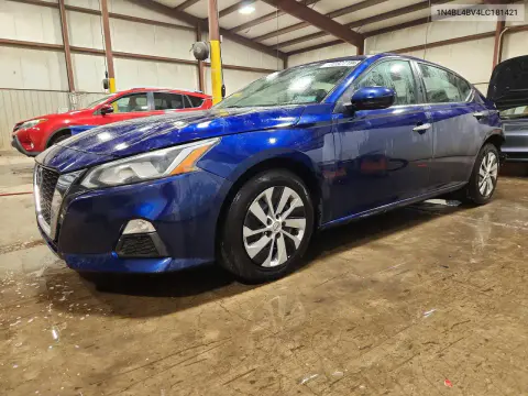 1N4BL4BV4LC181421 — 2020 Nissan Altima, Задняя часть, фото до ремонта
