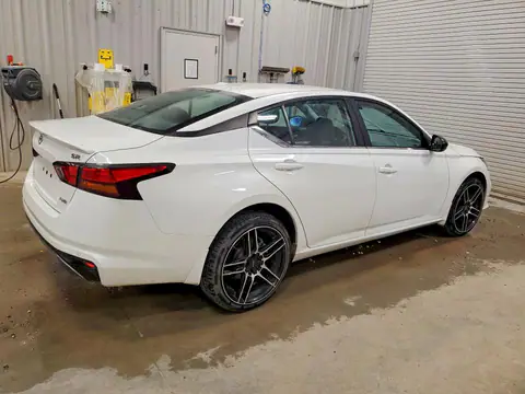 1N4BL4CW5MN315950 — 2021 Nissan Altima, фото 3 с аукциона Copart 30.09.2026, Град