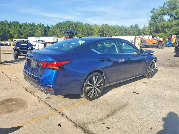 1N4BL4CV6MN382709 — 2021 Nissan Altima, фото 3 с аукциона Copart, Передняя часть