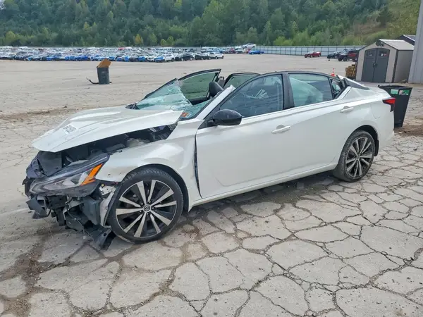 1N4BL4CW1MN410831 — 2021 Nissan Altima, Повреждения со всех сторон (All Over), фото до ремонта