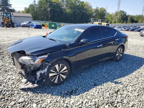 1N4BL4DV6MN418638 — 2021 Nissan Altima, Передняя часть (Front End), фото до ремонта