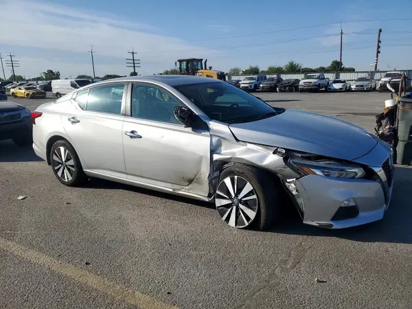 1N4BL4DW0MN354959 — 2021 Nissan Altima, фото 4 с аукциона Copart, Передняя часть