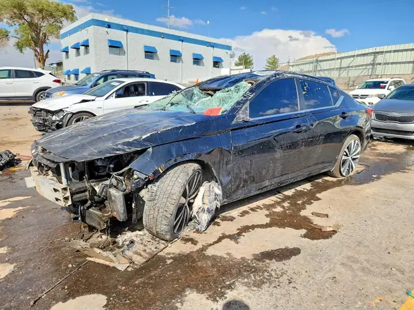 1N4BL4CV6MN406779 — 2021 Nissan Altima, Опрокидывание (Rollover), фото до ремонта
