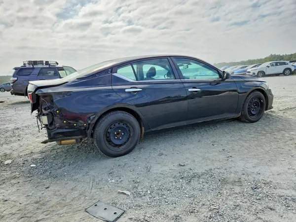 1N4BL4BV0MN325469 — 2021 Nissan Altima, фото 3 с аукциона Copart, Задняя часть