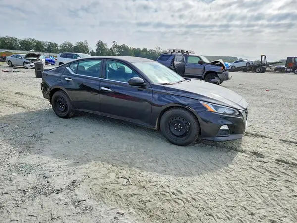 1N4BL4BV0MN325469 — 2021 Nissan Altima, фото 4 с аукциона Copart, Задняя часть