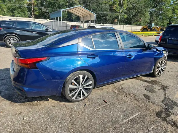 1N4BL4CV2MN307800 — 2021 Nissan Altima, фото 3 с аукциона Copart, Передняя часть