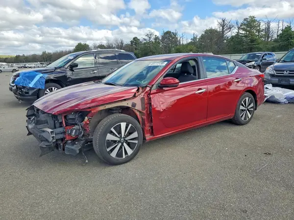 1N4BL4DVXMN400806 — 2021 Nissan Altima, Передняя часть (Front End), фото до ремонта