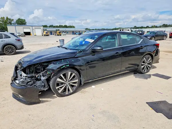 1N4BL4CV9MN401656 — 2021 Nissan Altima, Передняя часть (Front End), фото до ремонта