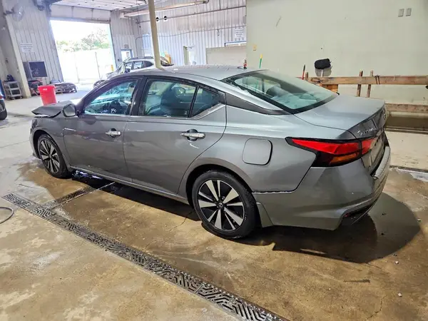 1N4BL4DV0MN416030 — 2021 Nissan Altima, фото 2 с аукциона Copart 12.10.2026, Передняя часть