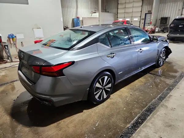 1N4BL4DV0MN416030 — 2021 Nissan Altima, фото 3 с аукциона Copart 12.10.2026, Передняя часть