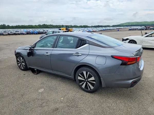 1N4BL4DV5NN412900 — 2022 Nissan Altima, фото 2 с аукциона Copart, Передняя часть