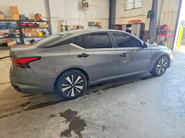 1N4BL4DV1NN316214 — 2022 Nissan Altima, фото 3 с аукциона Copart 01.10.2026, Мелкие вмятины и царапины