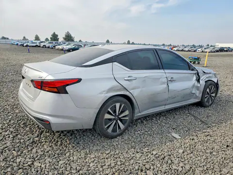 1N4BL4DV9NN333942 — 2022 Nissan Altima, фото 3 с аукциона Copart 30.09.2026, Передняя часть