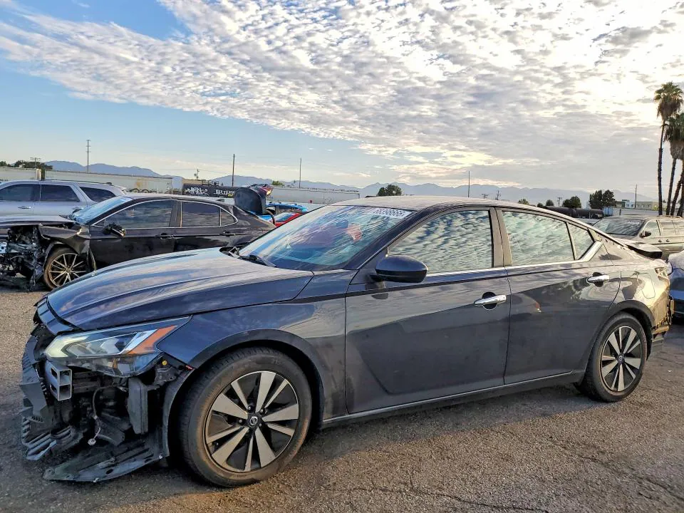 2022 Nissan Altima VIN 1N4BL4DV3NN363146 фото 1