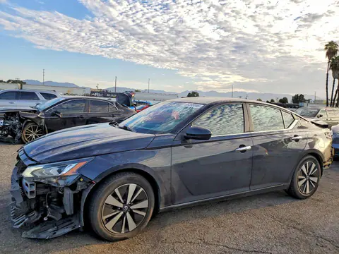 1N4BL4DV3NN363146 — 2022 Nissan Altima, Задняя часть (Rear End), фото до ремонта