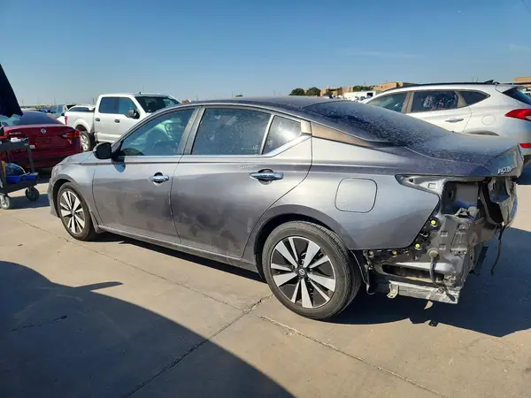 1N4BL4DV0NN344151 — 2022 Nissan Altima, фото 2 с аукциона Copart, Задняя часть