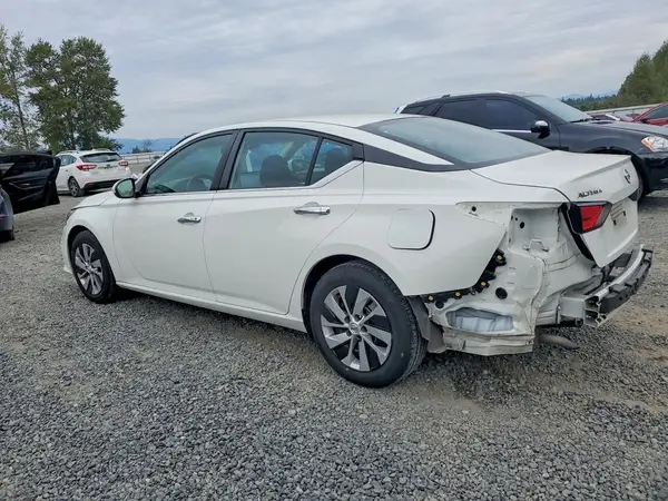 1N4BL4BV1NN384497 — 2022 Nissan Altima, фото 2 с аукциона Copart, Задняя часть