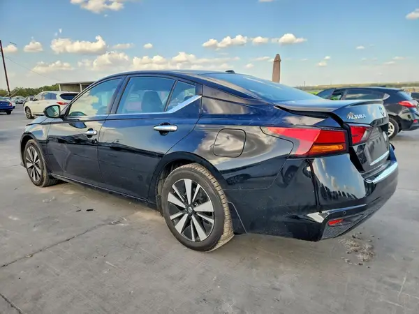 1N4BL4DV0NN360835 — 2022 Nissan Altima, фото 2 с аукциона Copart, Задняя часть