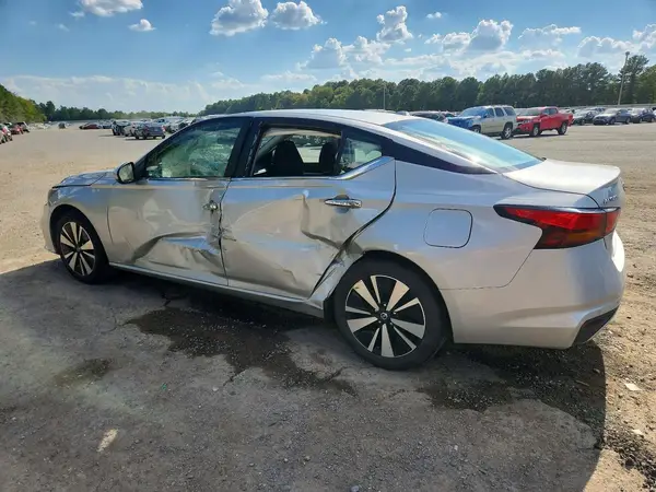 1N4BL4DVXNN389579 — 2022 Nissan Altima, фото 2 с аукциона Copart, Боковая часть