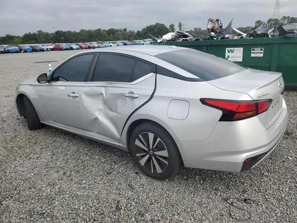1N4BL4DV4NN301805 — 2022 Nissan Altima, фото 2 с аукциона Copart, Передняя часть