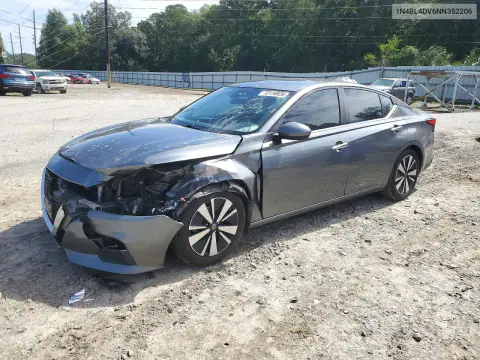 1N4BL4DV6NN352206 — 2022 Nissan Altima, Передняя часть, фото до ремонта