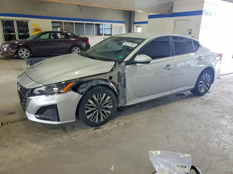 1N4BL4DV7PN307875 — 2023 Nissan Altima, Боковая часть (Side), фото до ремонта