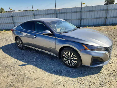 2023 Nissan Altima VIN 1N4BL4DWXPN353130 фото 4